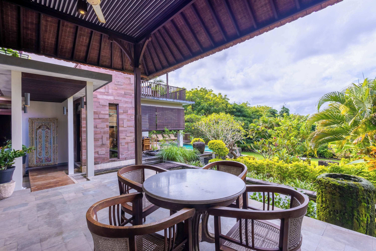 Outdoor dining 4, O'hare Villa, Badung