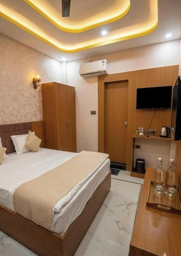 Room 3, THE ANANDAM HOTEL, Faizabad