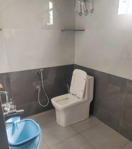 Bathroom 3, Kamadhenu Comforts, Uttara Kannada