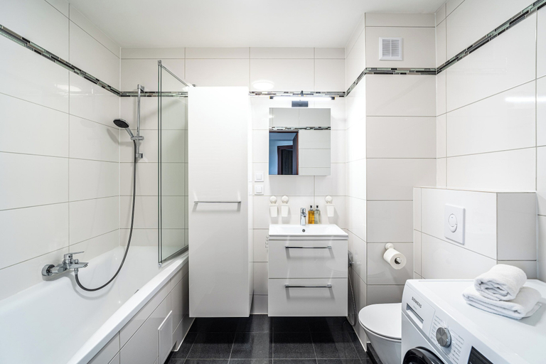 Bathroom 5, RentPlanet - Apartament Zamoyskiego, Kraków City
