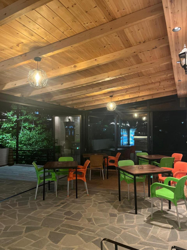 Food & Drinks, B Vishe Guest House, Gjirokastrës