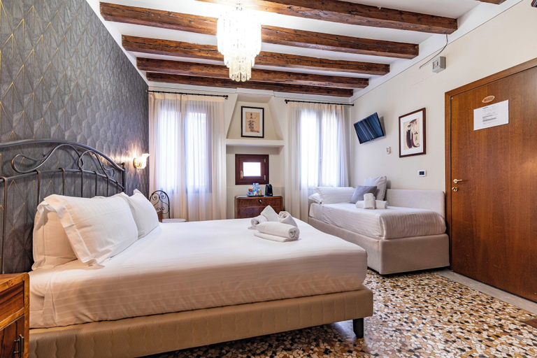 Bedroom 3, Locanda Art Deco', Venezia