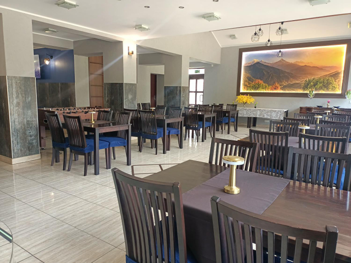 Food & Drinks, Monali, Jelenia Góra