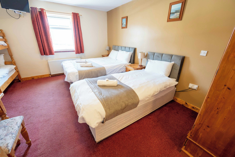 Others 5, Áras BnB and Self Catering Accommodation