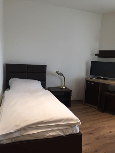 Bedroom 5, Main Appartments Frankfurt Airport, Groß-Gerau