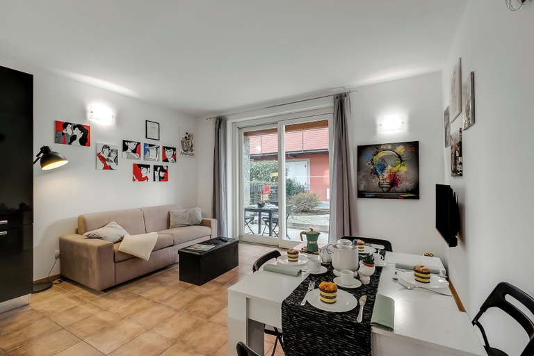 Living area 2, Residence Due Laghi, Varese