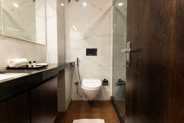 Bathroom 3, Hotel Aksh Inn, Jaipur