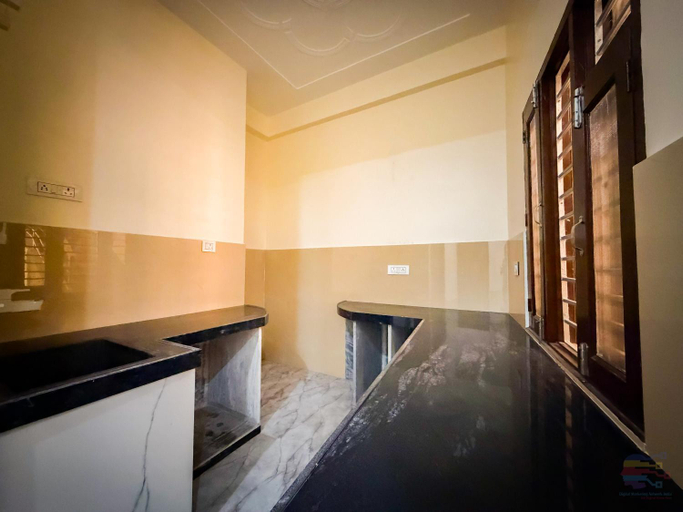 Others 5, Hotel Vrinda mohan kunj Near Prem Mandir, Mathura