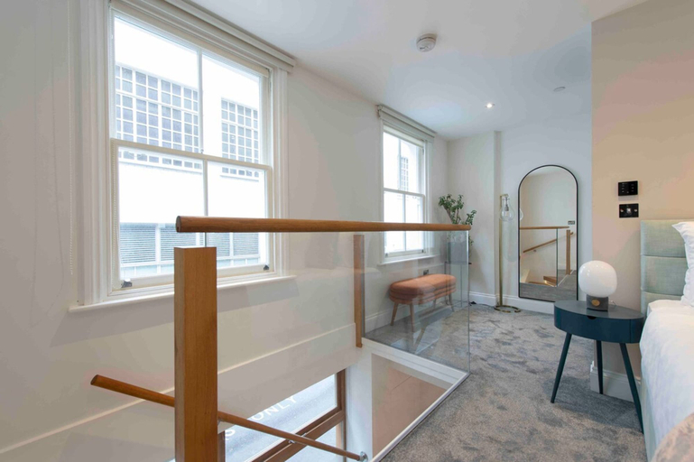 Room 5, Unbeatable Location Luxury 2bed 2bath Apartment, London