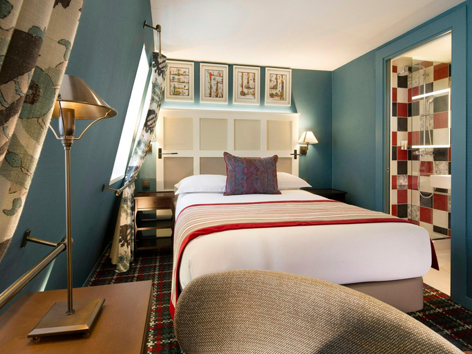 Bedroom 3, Les Tournelles, Paris