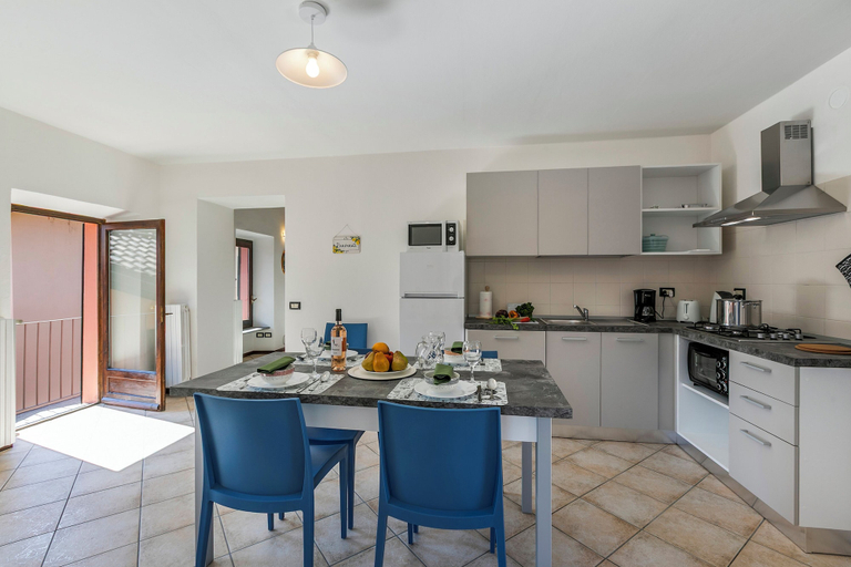 Private kitchen 4, Nel Cuore Di Baveno 50m from Lake, Verbano-Cusio-Ossola