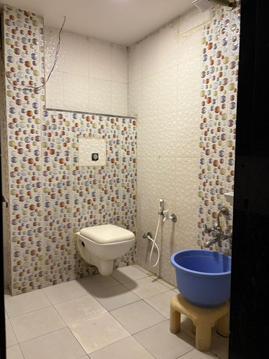 Bathroom 4, Hotel Paradise -Ahmedabad, Ahmadabad