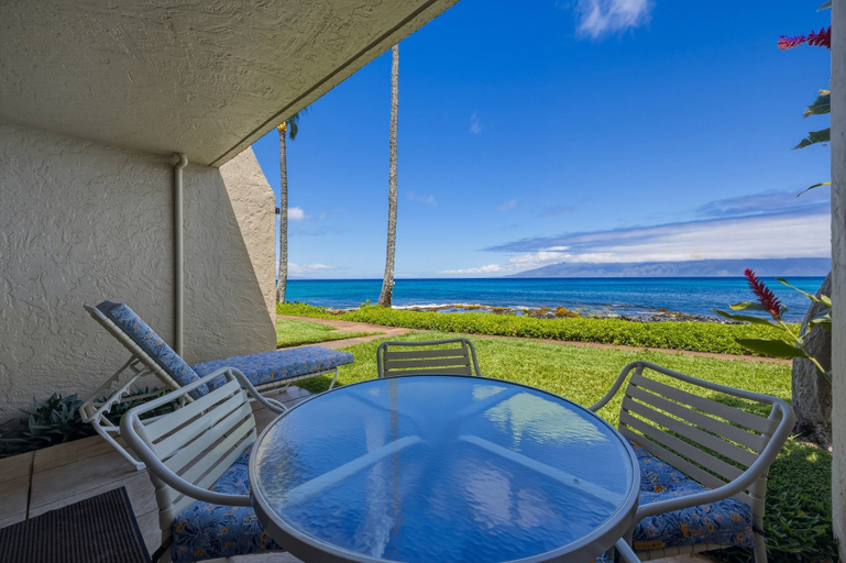 Outdoor dining 2, Oceanfront Maui Point Condo Sleeps 4 - Unit A3 1 Bedroom Condo, Maui