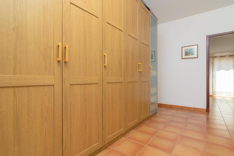 Facilities 3, Ca's Pobres, Baleares