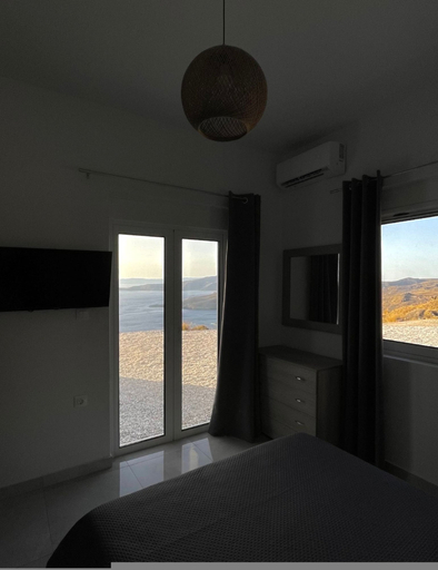 Room 3, Eagle s Nest Kythnos, South Aegean