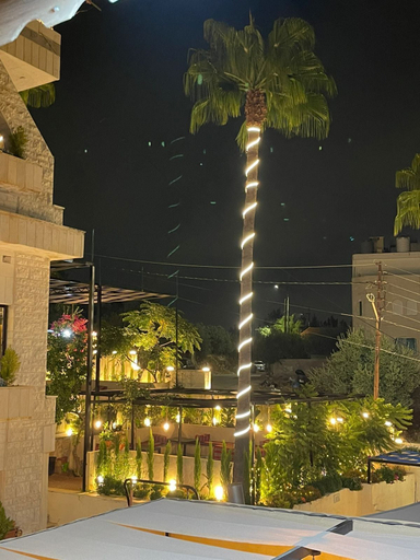Property grounds 3, Al Hindi Palace, Salt