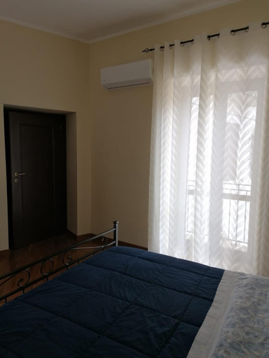 Bedroom 1, Mavianto, Avellino