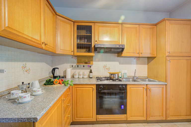 Private kitchen 3, Lake Garda Home - 3BR With Balcony Views, Trento