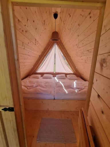 Room 3, Glamp Pr Kuzuc, Cerklje na Gorenjskem