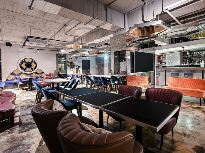 Food & Drinks 5, Check inn Hive, Yilan
