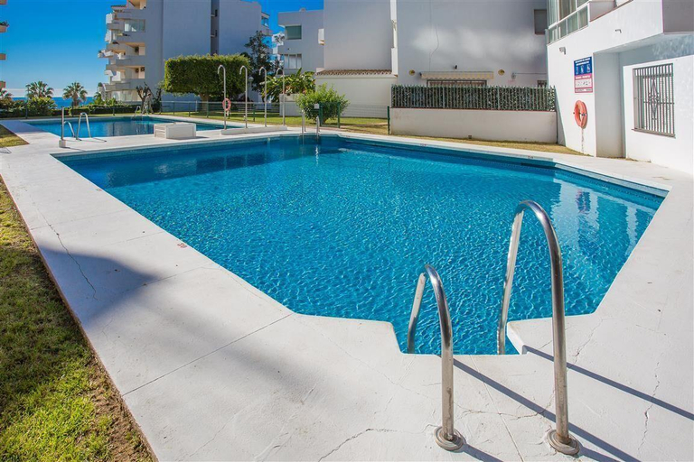Sport & Beauty 2, Beachfront apartment in Marbella, Málaga