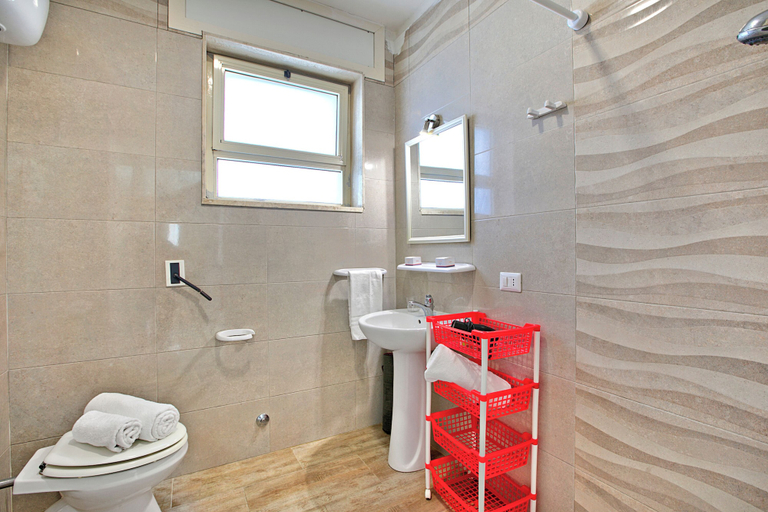 Bathroom 4, Villa Dei Fanti - Beachfront Villa with Garden - Happy Rentals, Lecce
