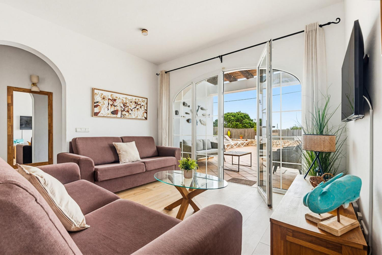 Others 2, Villa Rouss by Escape Home, Baleares