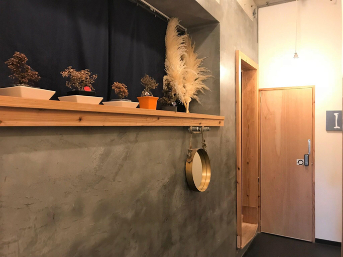 Public Area 2, Aien Coffee And Hostel, Chatan