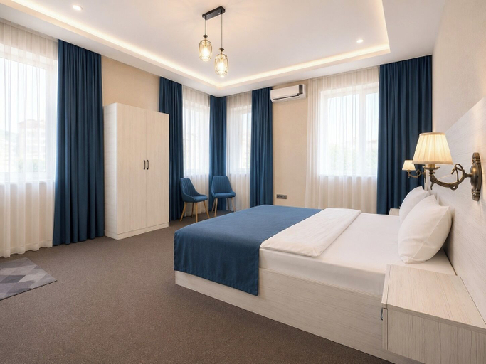 Bedroom 3, Central Baku Hotel, Baku