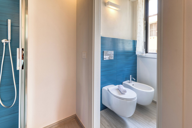 Bathroom 2, Casa del Geco With Terrace and Parking, Imperia