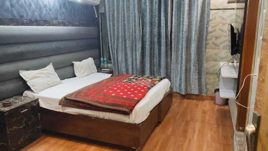 Room 2, Hotel Kaushal, Chamoli