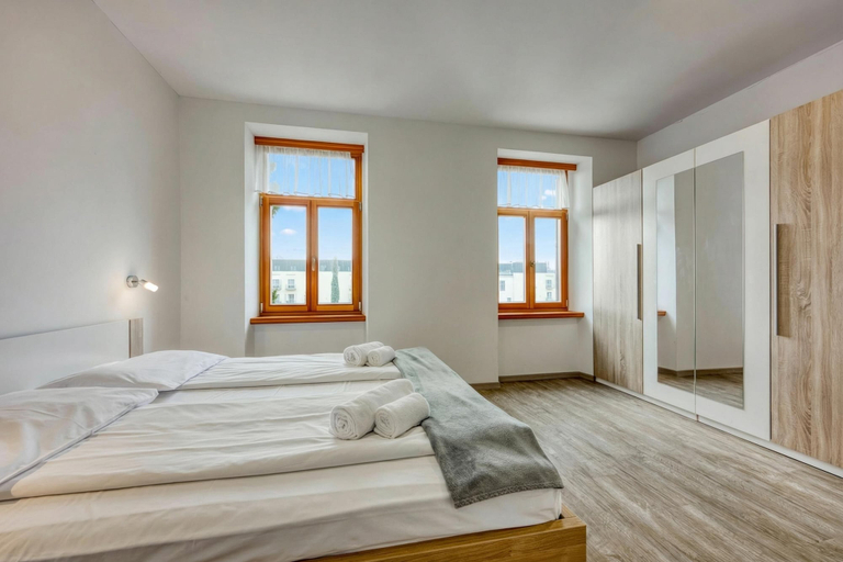 Room 5, Villa Roma Portorose - 3BR + Balcony, Piran