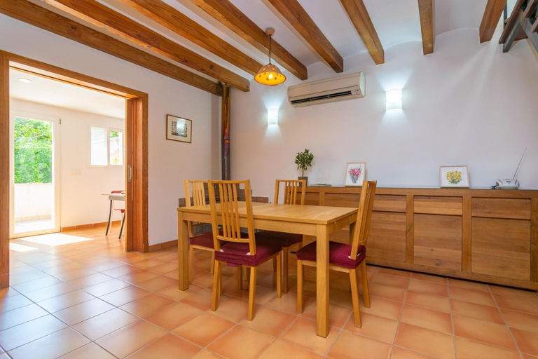 Facilities 5, Ca's Pobres, Baleares