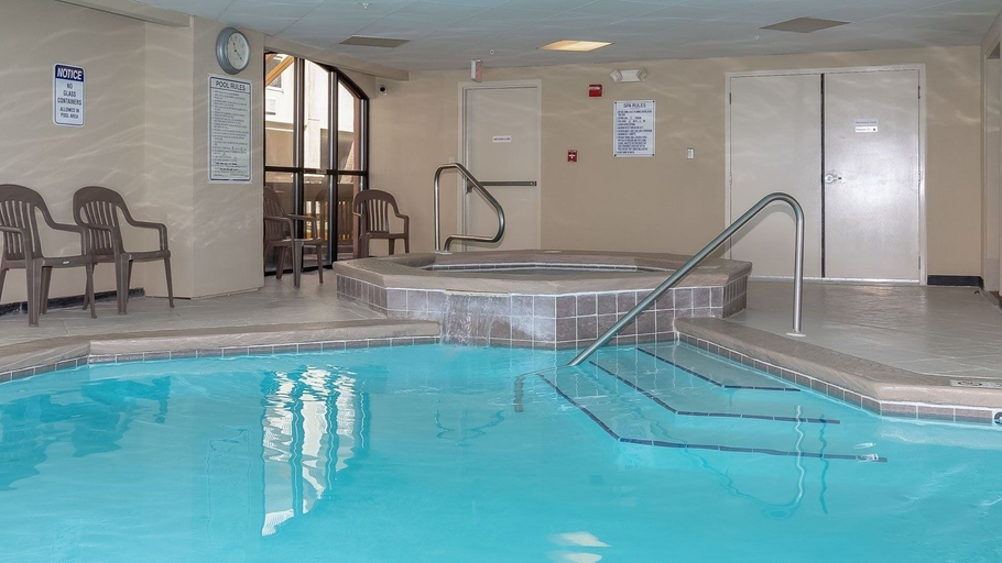 Pool 3, Harbour Place 104 2 Bedroom Condo, Baldwin