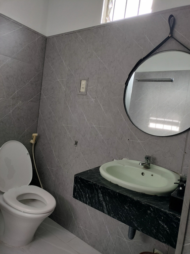 Bathroom 5, Hai Yen Family Resort, Phan Thiết