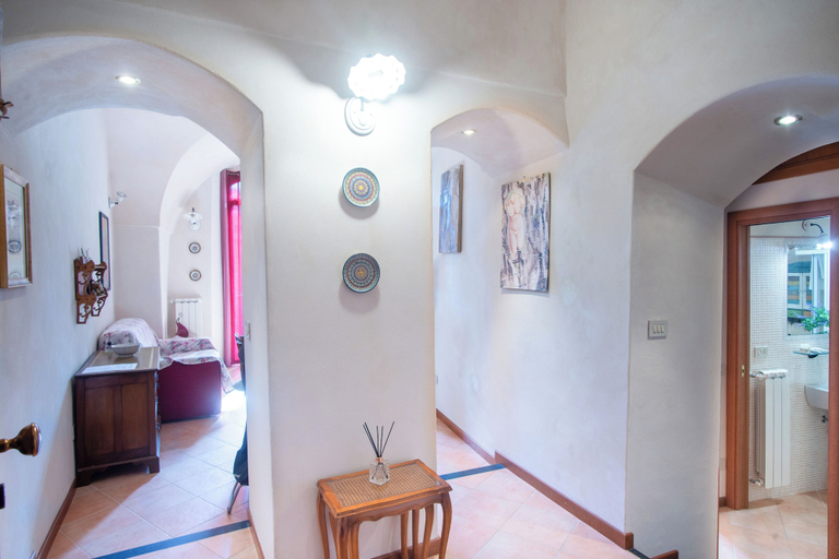 Interior, Casa di Lella Sanremo 1-bed Balcony Old Town, Imperia