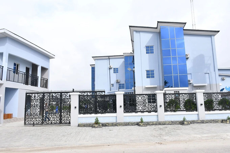 Exterior & Views 2, Dorville Hotel And Suites, Okpe