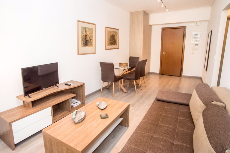 Room 2, Cozy Glyfada Getaway 1 bdr, Attica