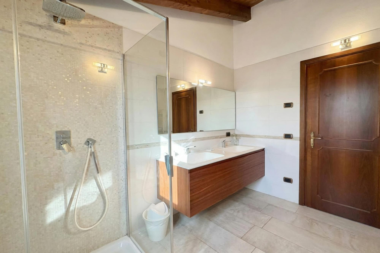 Bathroom 5, Villa Isola Verde, Como