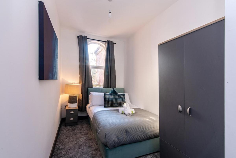 Bedroom 2, Victoria Apartments, Hartlepool