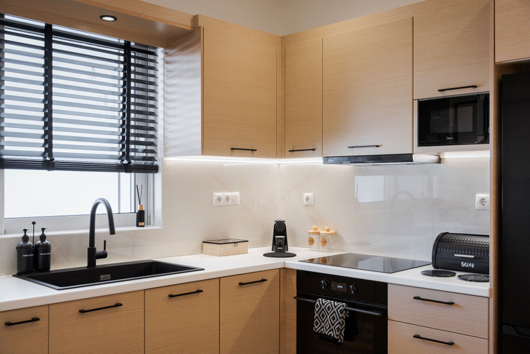 Private kitchen 2, Aura Airport Suite, Attica