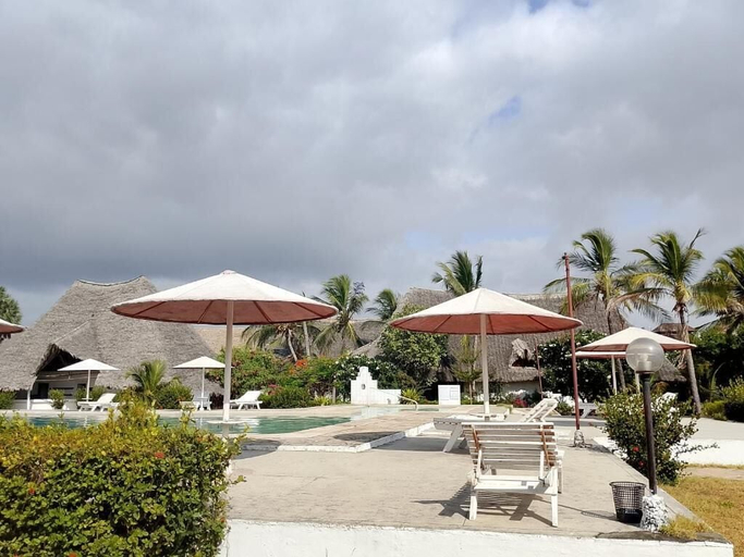 Pool 3, karibuni villa 83 n 84, Magarini