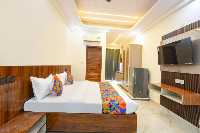 Bedroom 5, FabHotel 24x Living, Gurgaon
