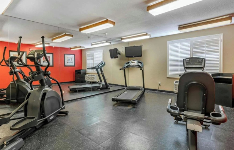 Others 5, Studio 6 Suites Jacksonville Deerwood Park FL, Duval