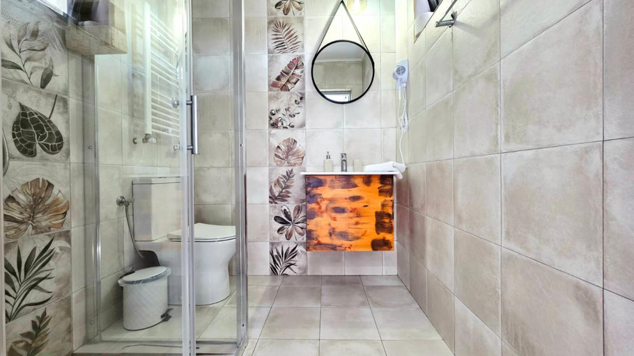 Bathroom, Casa Evdochia, Jurilovca
