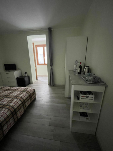 Bedroom 2, CASA LIBERTY, Lecco