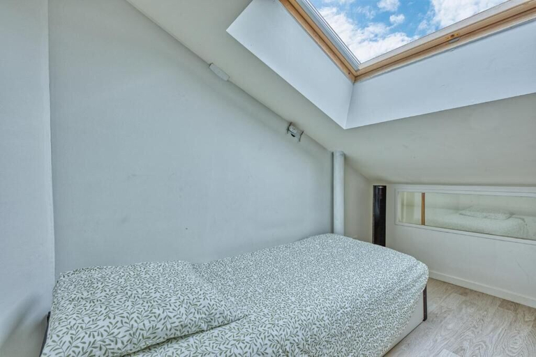 Room 5, YMMO - Verdon, Gironde