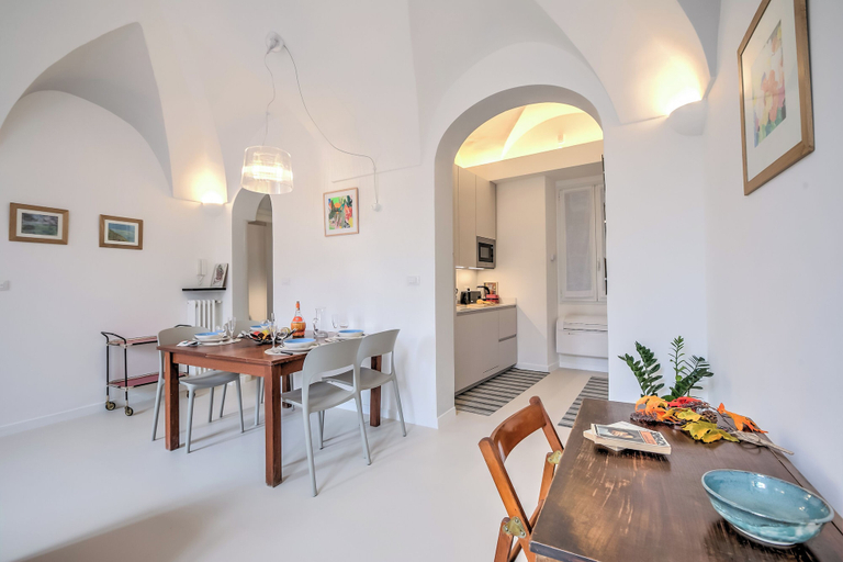 Dining 4, La Dolce Pigna - Old Town, Imperia