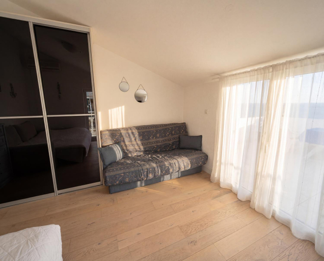 4, PRZNO Studio Apartment