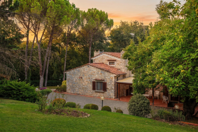 Others 5, Villa Le Poggiola, Florence